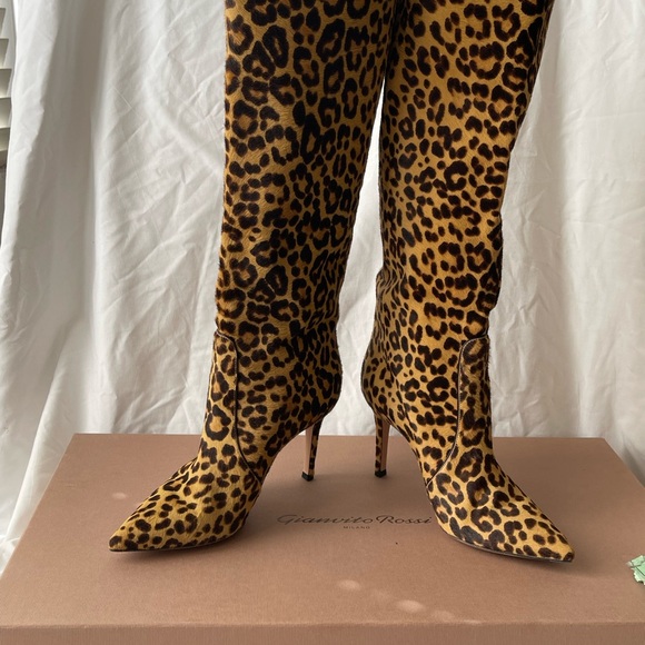 Gianvito Rossi
Hunter Pony Leopard Print Boots - Picture 3 of 10